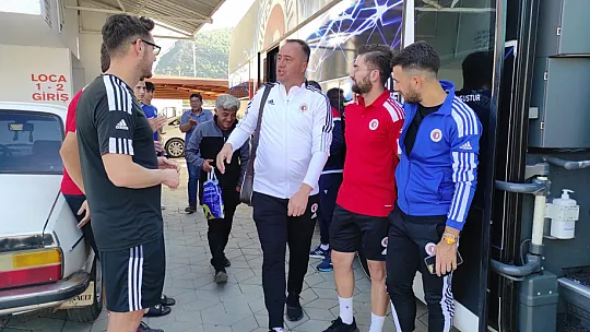 Lider 3 puan için Adana'ya gitti