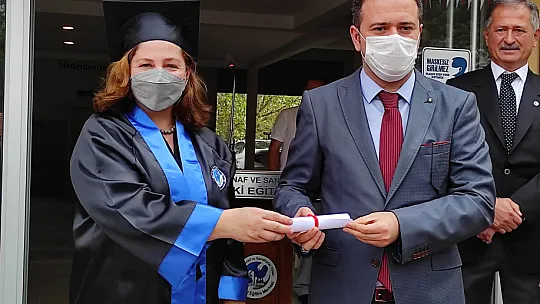 'Zanaatkarların kirli elleri medeniyetin aynasıdır'