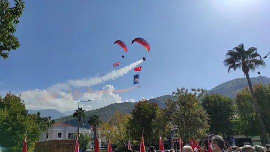 Fethiye'de Cumhuriyet coşkusu