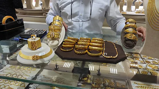 Altın hediye etmek hayal oluyor