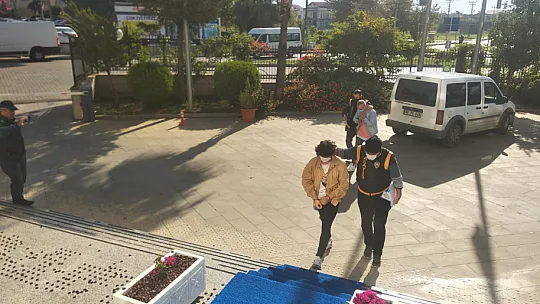 Asayiş Büro Amirliği Ekiplerinden sahte altın operasyonu