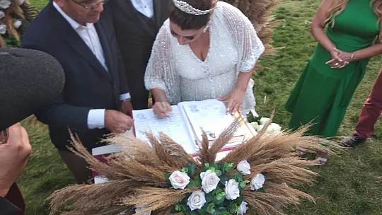 Kandil ve Kardeş ailesinin mutlu günü