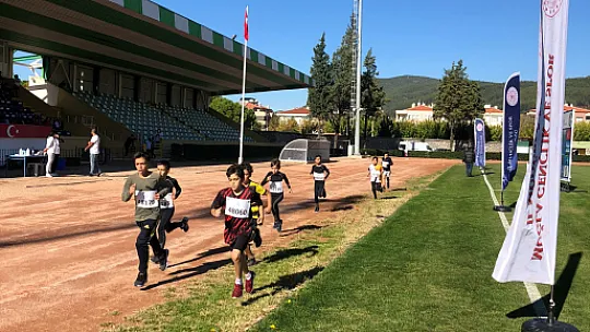 Muğla'da 10 Kasım Atatürk'ü Anma yarışları başladı