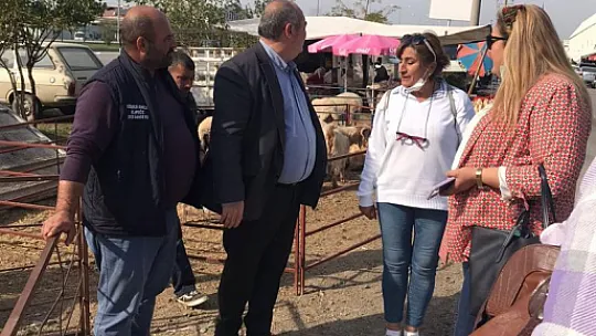 CHP'li Demir Pazar tezgâhı ziyaretinde