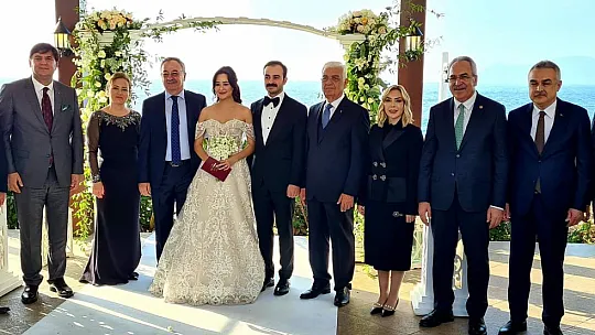 Siyaset ve iş dünyası bu düğünde buluştu