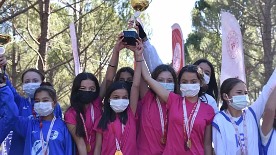 Okul Sporları Kros Yarışları Sona Erdi