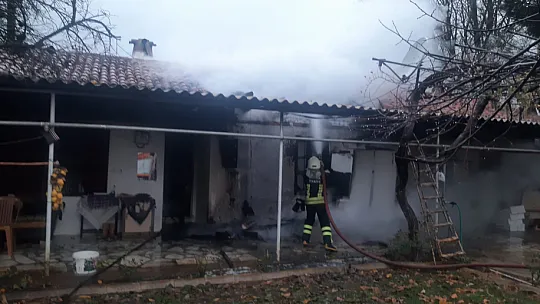 Yayla evinde yangın