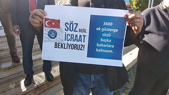 Türk Eğitim-Sen'den Basın Açıklaması