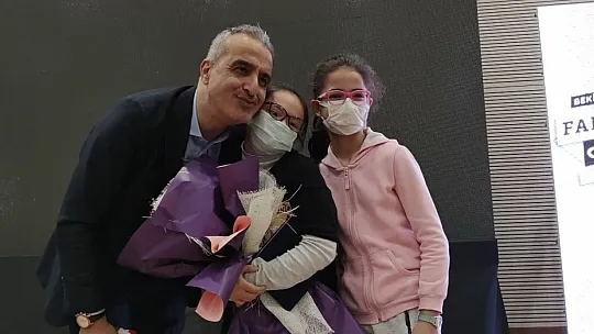 Bekir Develi Muğla'da gençlerle buluştu