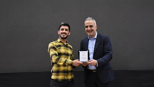 Bekir Develi Muğla'da gençlerle buluştu