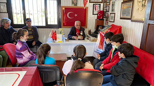 Öğrenciler gazileri ziyaret etti