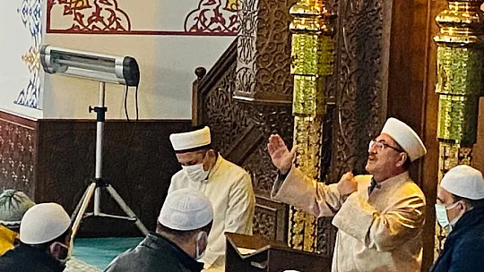 Yılın Son Pazarı Hz. Ali Cami'nde Buluşuldu