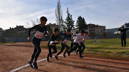Muğla'da Geleneksel Atatürk Koşusu'na Yoğun İlgi