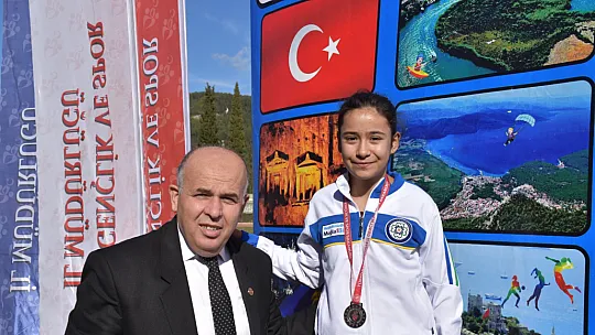 Muğla'da Geleneksel Atatürk Koşusu'na Yoğun İlgi
