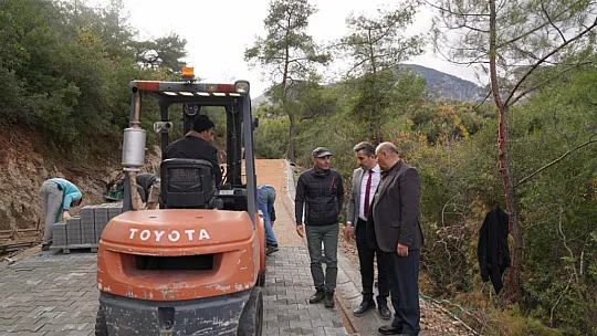 Pınara Antik Kent'in Yolu Kilitli Parke Yapılıyor