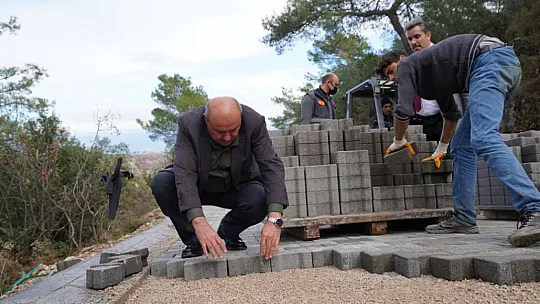 Pınara Antik Kent'in Yolu Kilitli Parke Yapılıyor