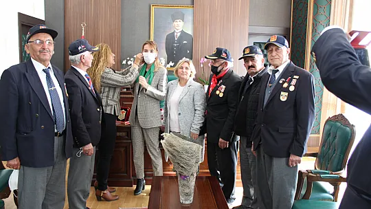 Gaziler Derneğinden Seydikemer Kaymakamı'na ziyaret