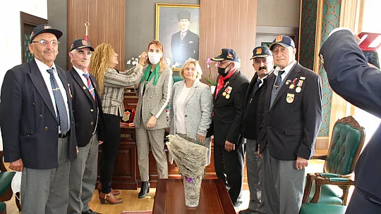 Gaziler Derneğinden Seydikemer Kaymakamı'na ziyaret