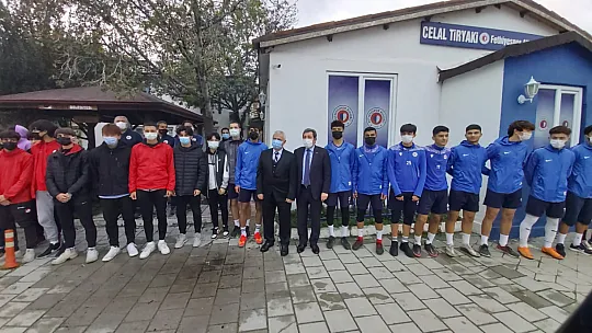 Vali'den Fethiyespor'a ziyaret