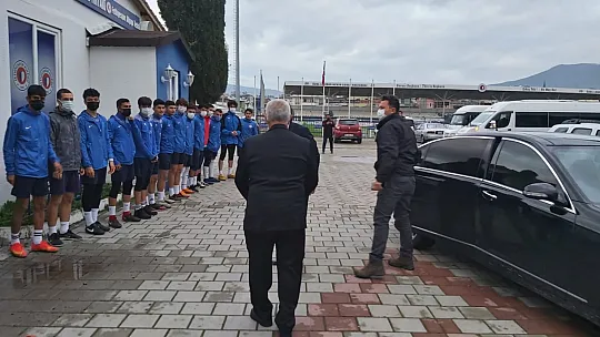 Vali'den Fethiyespor'a ziyaret