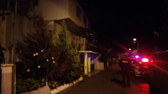 Polisten gece baskını