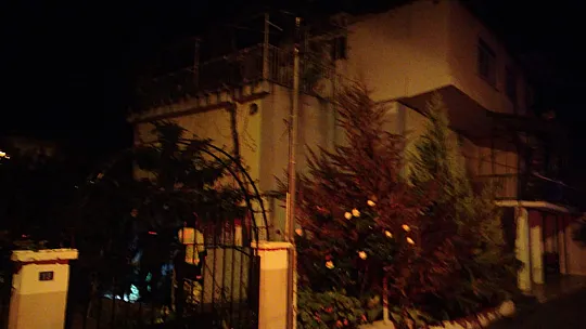 Polisten gece baskını