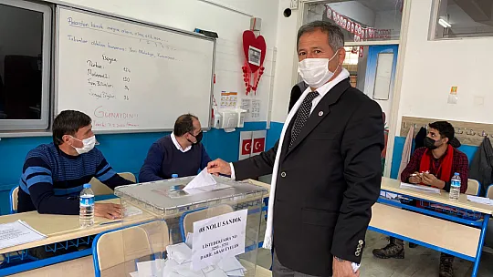 Başkanlık yarışının galibi Soydemir