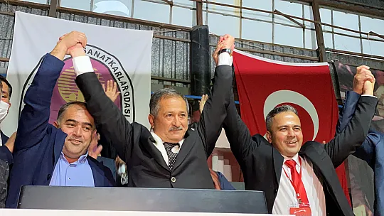 Başkanlık yarışının galibi Soydemir