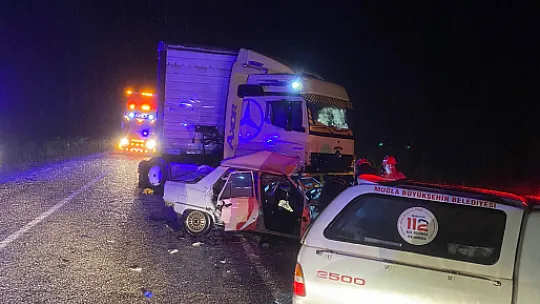 Seydikemer'de kaza 2 ölü, 1 yaralı