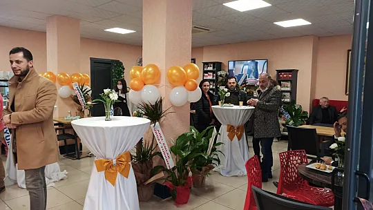 Faruk Güllüoğlu baklavaları Fethiye'de açıldı