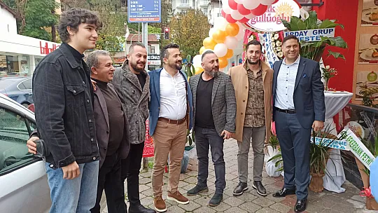 Faruk Güllüoğlu baklavaları Fethiye'de açıldı