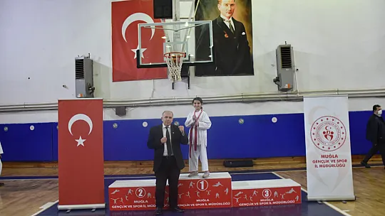Okul Sporlarında taekwondo şampiyonları belli oldu