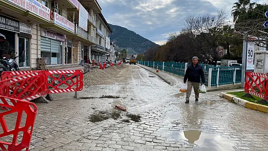 Alt yapı çalışmaları hızla devam ediyor