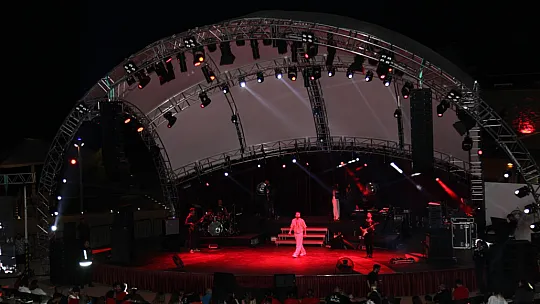 Afara Uğur Arslan 1200 metrede sevenleri ile buluştu