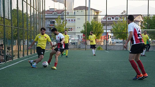 SEYDİKEMER'DE FUTBOL HEYECANI BAŞLADI