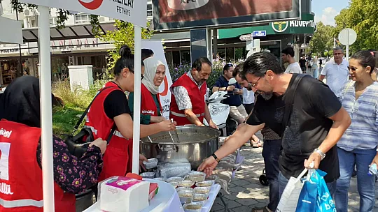 KIZILAY ŞUBESİ'NDEN AŞURE ETKİNLİĞİ