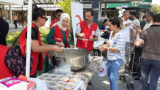 KIZILAY ŞUBESİ'NDEN AŞURE ETKİNLİĞİ