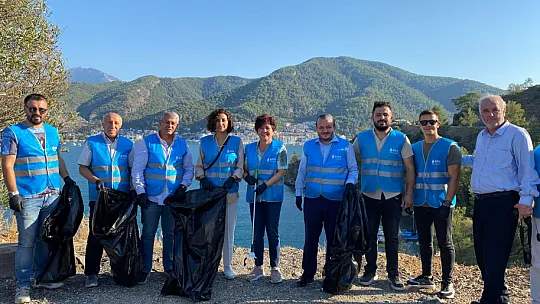 DEVA PARTİSİNDEN ÇEVRE TEMİZLİĞİ