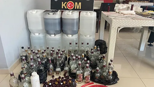KOM'DAN ARKA ARKAYA KAÇAK ALKOL OPERASYONU
