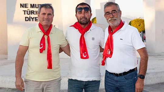 SOMYÜREK, 'RENGİMİZ KIRMIZI'