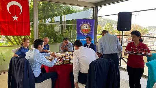 MUHTARLAR KAHVALTIDA BULUŞTU