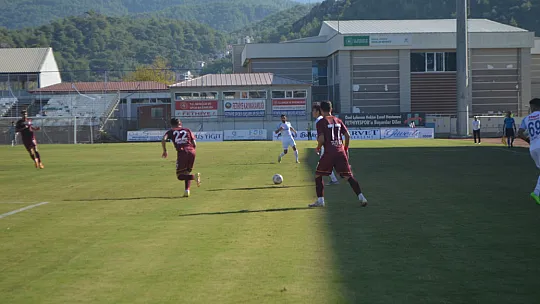 FETHİYESPOR EVİNDE PUAN ÇIKARAMADI
