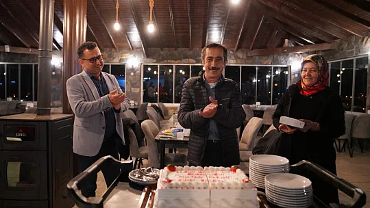 BAŞKAN OTGÖZ'DEN EMEKLİ PERSONELE TEŞEKKÜR