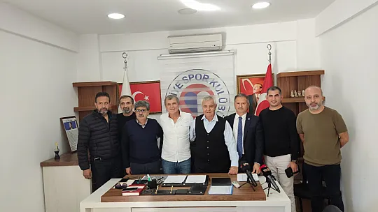 FETHİYESPOR'DA İMZALAR ATILDI