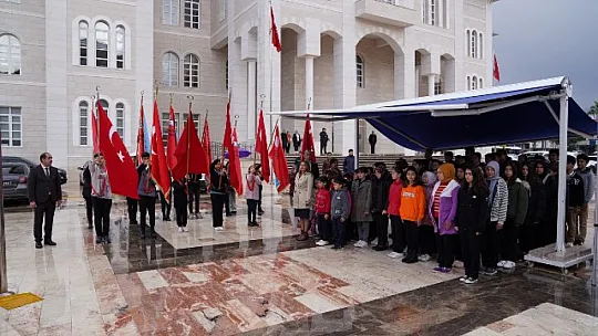 SEYDİKEMER'DE 24 KASIM ÖĞRETMENLER GÜNÜ KUTLANDI