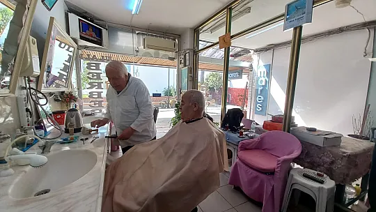 TÜRKLER, 'BENİM KOLTUĞUM TERAZİ, HER GELENİ TARTABİLİYORUM'