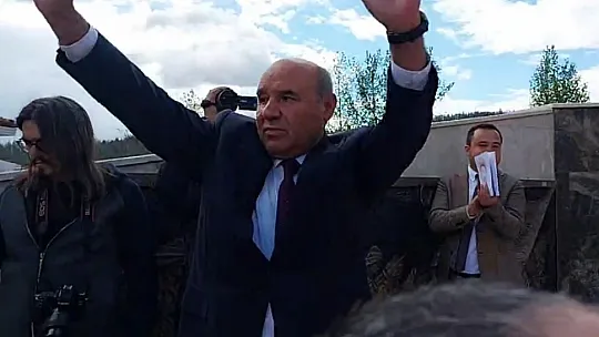 YAKUP OTGÖZ, 'ADAY ADAYLIĞINI AÇIKLADI'