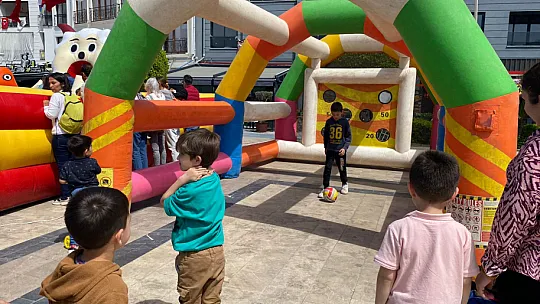 23 Nisan çocuk şenliği programları başladı