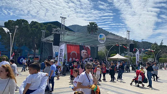 23 Nisan çocuk şenliği programları başladı