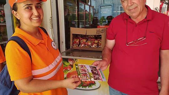'Çöplerimizi Konteynerin Dışına Değil, İçine Atıyoruz'